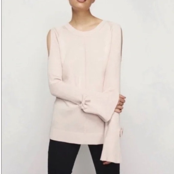 Karl Lagerfeld Sweaters - ⭐️⭐️Karl Lagerfeld Cold Shoulder Sweater⭐️⭐️